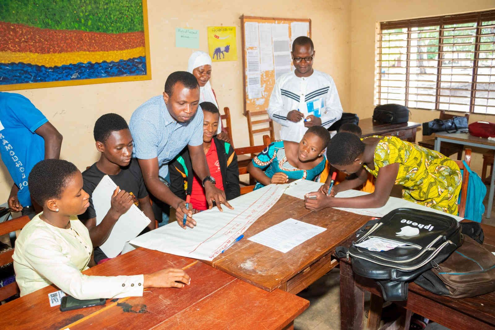 Ong Binin Ye Photo 9